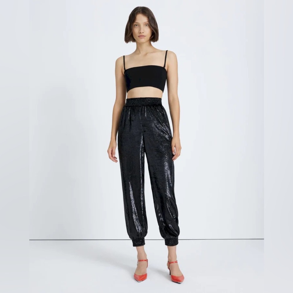 7 for all mankind luxe jogger in black shine velvet